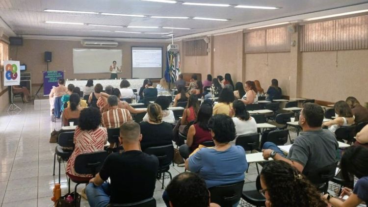 São Carlos promove capacitação sobre atendimento a imigrantes em parceria com a Polícia Federal