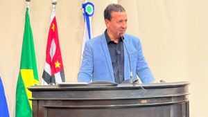 Vereador Edson Ferraz faz apelo ao prefeito para antecipar pagamento de funcionários da limpeza em São Carlos