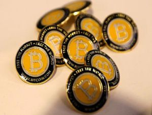 EUA não vão deixar Bitcoin se tornar moeda global, diz CEO de banco