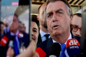 Partido de Bolsonaro usa decisão de Moraes em pedido de cassação de Janones