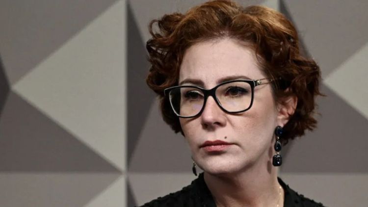 Deputado italiano diz que Carla Zambelli está desaparecida