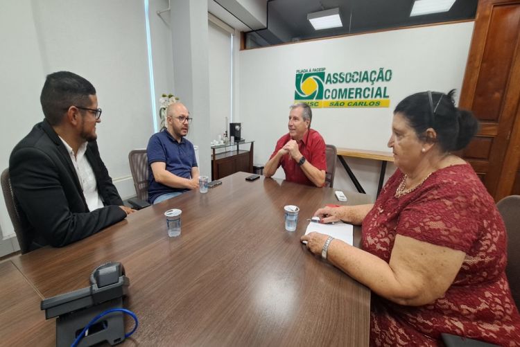 ACISC recebe o novo diretor do Procon São Carlos