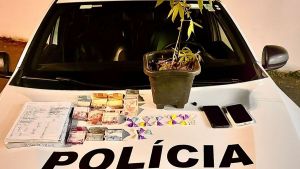 Polícia Militar prende dois homens em Analândia por tráfico de drogas e adulteração de veículo
