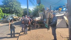 PM e Fiscalização realizam operação contra receptação de fiação furtada