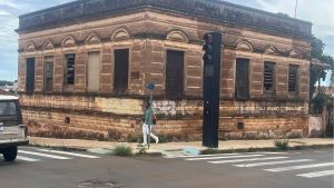 Lineu propõe Cadastro Municipal de Imóveis Abandonados