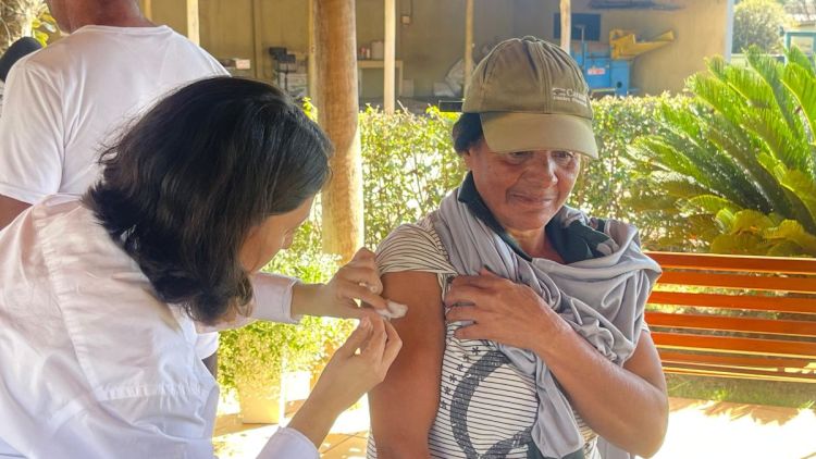 Prefeitura de Ibaté inicia vacinação itinerante contra a gripe para colaboradores de empresas