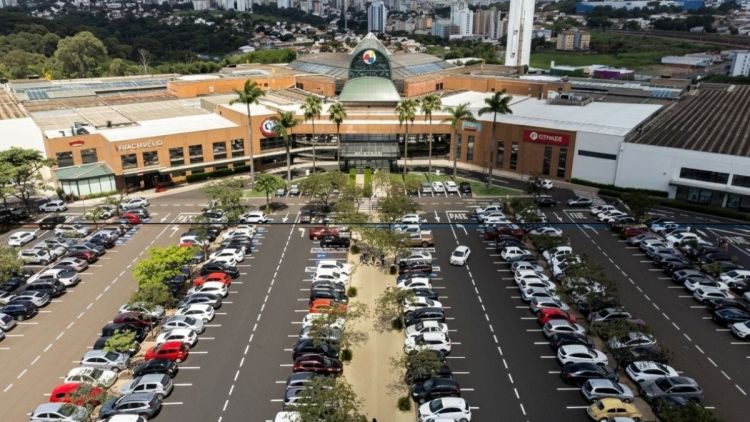 Shopping Iguatemi São Carlos celebra a chegada de novas lojas e reforça mix de marcas