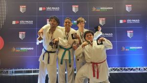 Karatê de Ibaté conquista medalhas nas finais do Campeonato Paulista em São Bernardo do Campo