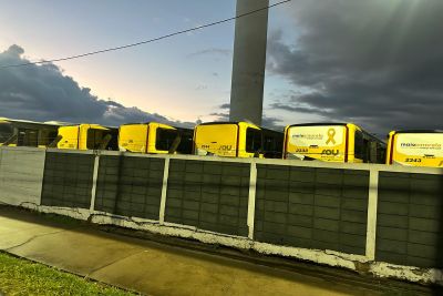 Motoristas do transporte coletivo entram em greve em São Carlos