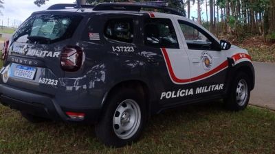Atitude suspeita chama atenção da Força Tática e leva à apreensão de moto com sinais adulterados