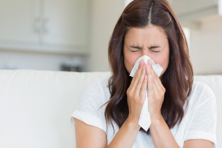 Confira quais os principais sintomas e como se prevenir das alergias respiratórias com o clima seco