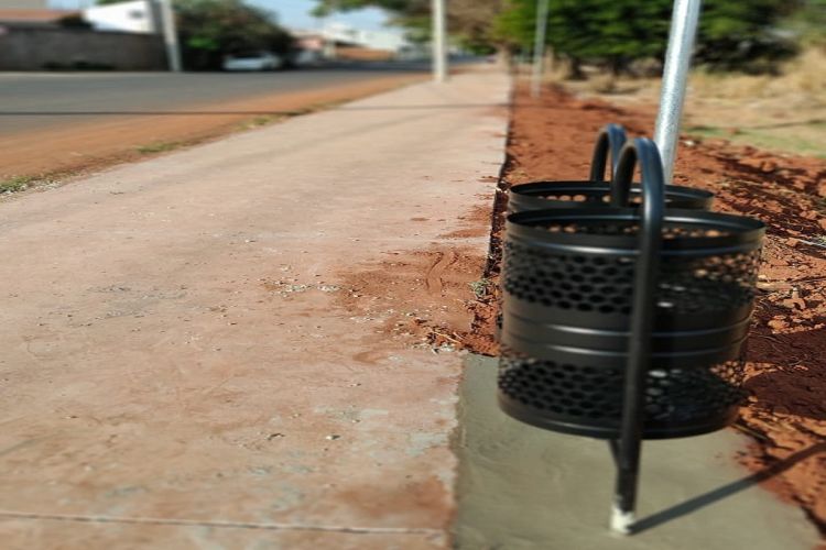 Prefeitura finaliza pista de caminhada no bairro Cidade Aracy