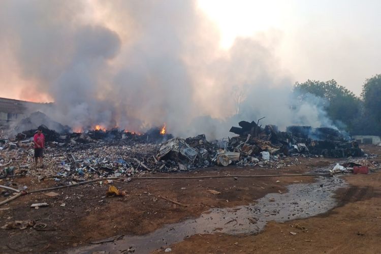 Altas temperaturas da primavera aumentam risco de novos incêndios