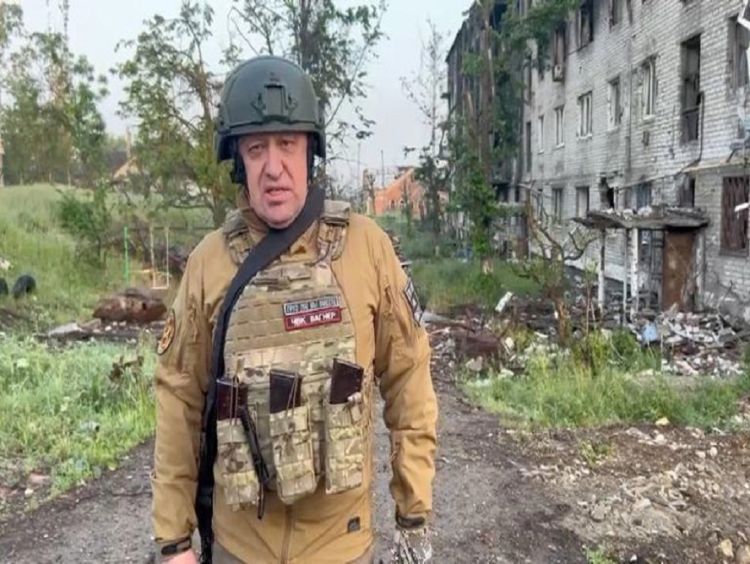 Ucrânia diz que soldados russos substituem unidades do Wagner nos arredores de Bakhmut