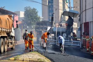 Serviço de recapeamento chega no Douradinho