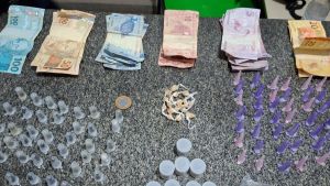 Guarda Civil apreende grande quantidade de drogas em parquinho de Ibaté