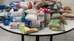 Colégio Objetivo realiza doação ao Banco Municipal de Alimentos de Araraquara