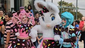 Shopping São Carlos celebra a Páscoa com a chegada do Coelho, atividades gratuitas e programação para toda a família
