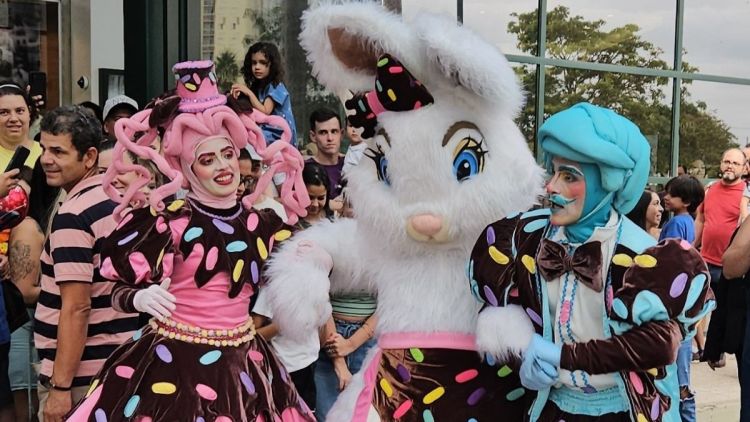 Shopping São Carlos celebra a Páscoa com a chegada do Coelho, atividades gratuitas e programação para toda a família