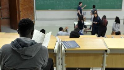 Violência e censura afetam nove em cada dez professores brasileiros