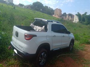 Polícia recupera carro furtado em São Carlos