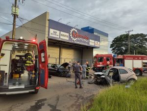 7 pessoas ficam feridas em grave acidente em São Carlos