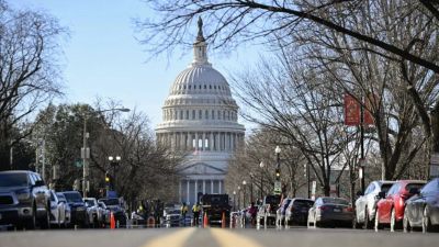 Senado dos EUA aprova acordo para encerrar o mais longo shutdown