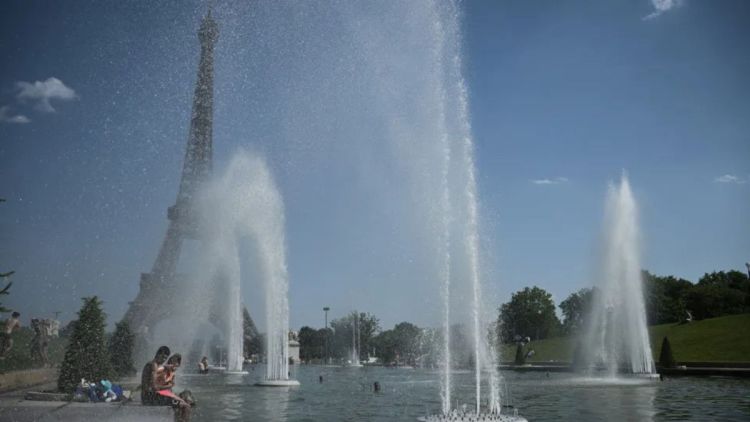 França registra noite mais quente da história e 40 mortes por afogamento