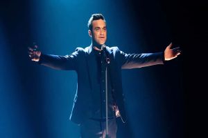 Robbie Williams fala de saúde mental e diz que estendeu a mão a Liam