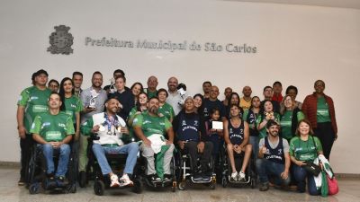 Netto Donato recepciona atletas paralímpicos de São Carlos após destaque no Paresp 2025