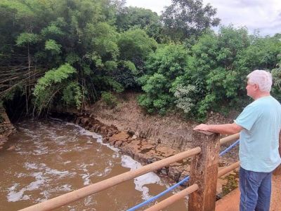 Marquinho visita região da Rotatória do Cristo e diz que Legislativo cobrará obras definitivas contra enchentes