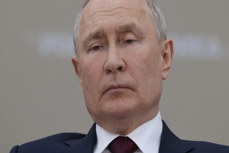 Putin diz que avião foi abatido por míssil americano na Rússia