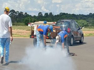 Prefeitura de Ibaté realiza dedetização contra pragas em bueiros e rede de esgoto