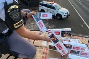 PM Rodoviária prende homem com cerca de 250 mil maços de cigarros contrabandeados