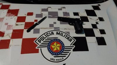 Polícia Militar intervém em ocorrência de ameaça com simulacro e faca em Brotas