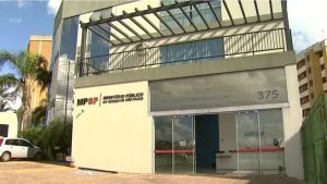 Reunião no Ministério Público discute adequações na legislação do motofrete em São Carlos