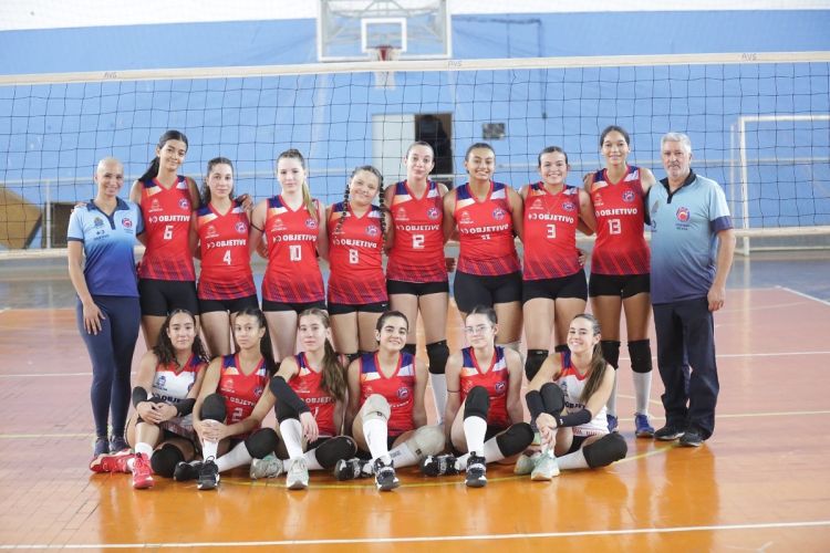 Vôlei feminino: Equipe infantil de São Carlos encara líder e foca vitória na APV