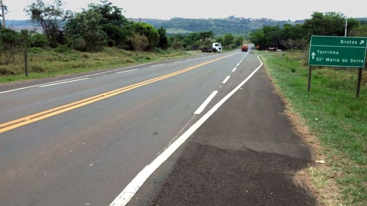 Eixo SP instala lombadas no trevo da SP 197 em Torrinha