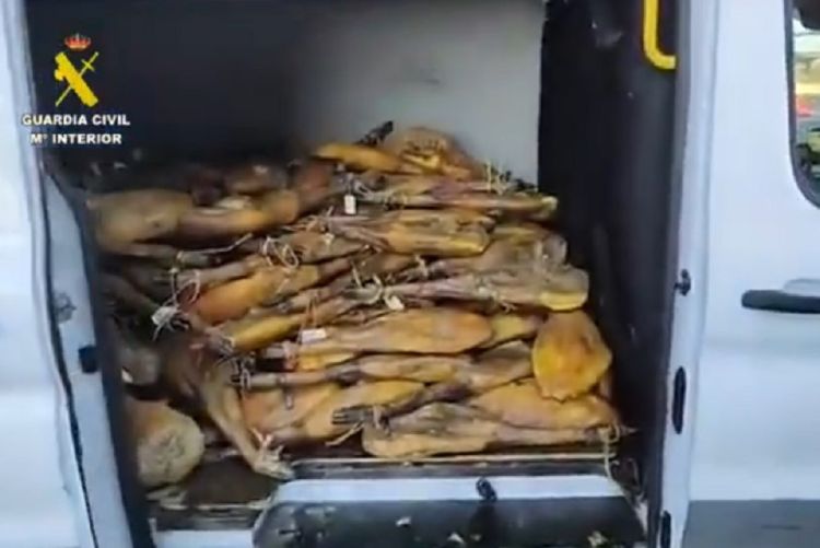 Homens detidos após roubarem 700 peças de porco ibérico estimadas em 1 mi