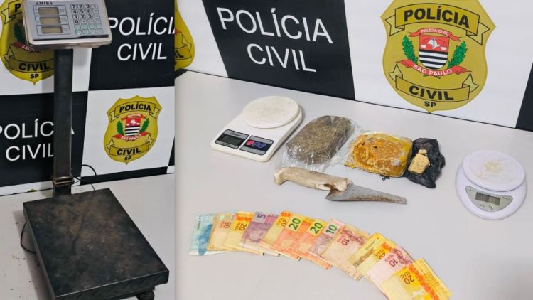 Mais de 600g de drogas e dinheiro são apreendidos em operação contra o tráfico em São Carlos