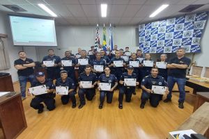 Cerimônia de entrega de certificados realça capacitação dos Guardas Municipais de Ibaté