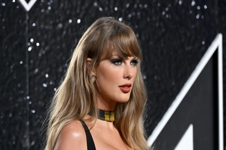 Com patrimônio de R$ 8,73 bilhões, Taylor Swift é a cantora mais rica do mundo