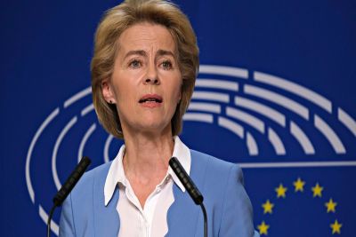 Ursula Von der Leyen reeleita presidente da Comissão Europeia
