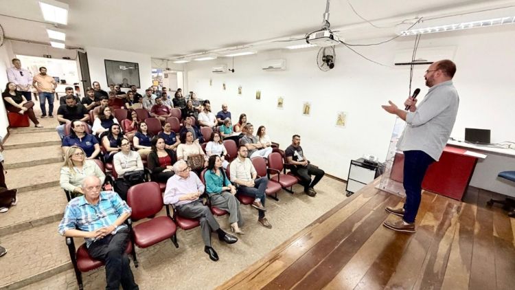 Prefeito Netto Donato dá posse ao novo Conselho dos Direitos da Criança e do Adolescente