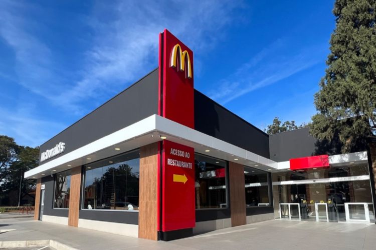 McDonald&#039;s abre 45 vagas em São Carlos