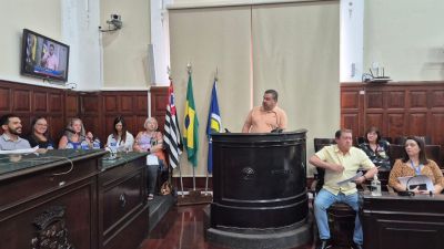 Secretaria de saúde apresenta balanço do 2º quadrimestre na Câmara de São Carlos