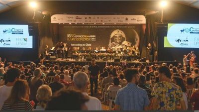 21º Festival ChorandoSemParar encerra programação com 12 horas de apresentações na Praça XV, neste domingo (7)