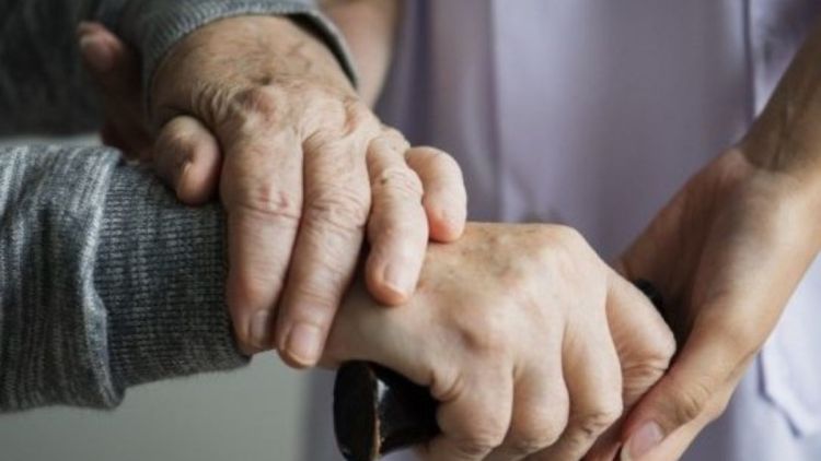 Projeto aborda prevenção de quedas em pessoas com Parkinson