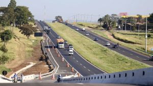 DER-SP espera 16,7 milhões de veículos nas rodovias estaduais durante o feriado de Aparecida