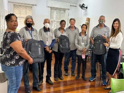 Agentes de combate às endemias recebem novas mochilas para atuar no combate às arboviroses e demais doenças